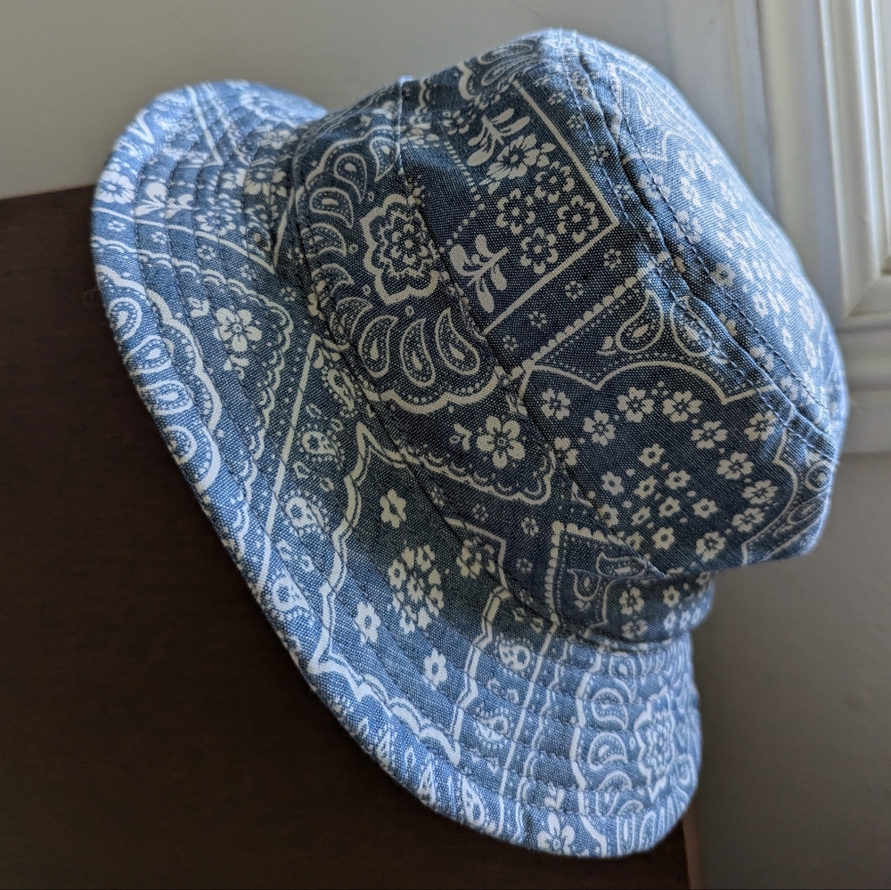 Kid's Crewcuts NWT bucket hat